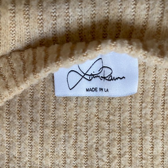 Laina Rauma Fuzzy Ribbed Sports Bra in Latte - Picture 4 of 6